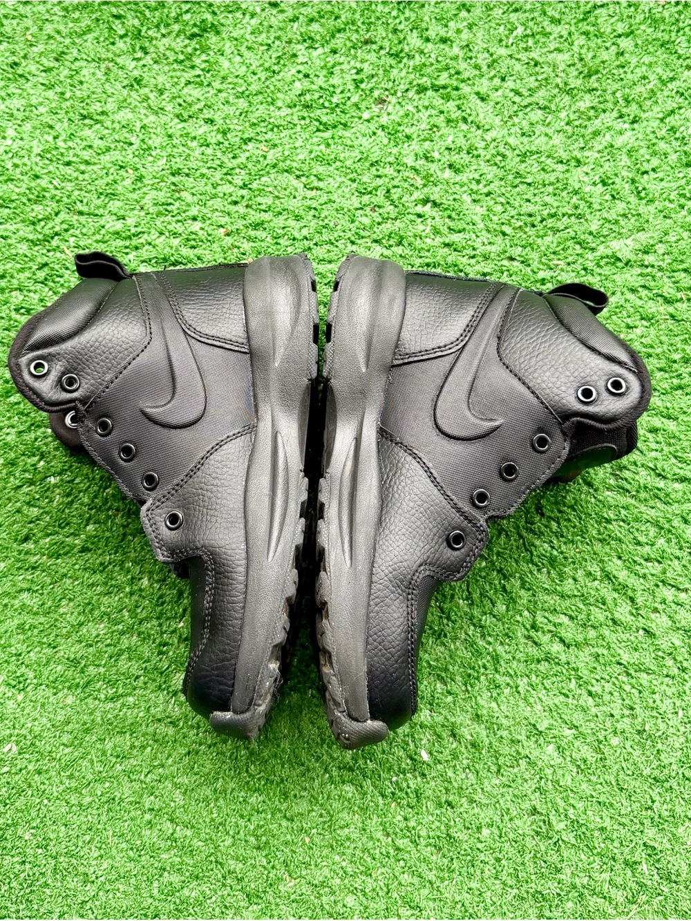 Unisex Nike Manoa Leather Black Hiking Boots Kids' US 13C